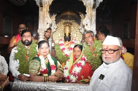 Watch: On Ashadhi Ekadashi Maha CM Eknath Shinde along with wife Lata ...