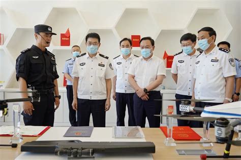 荆州警方深化“五访” 助推公安工作提质增效-新闻中心-荆州新闻网