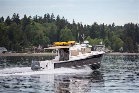 Ranger Tugs R-27: A Mini-Trawler that Maximizes Space - boats.com