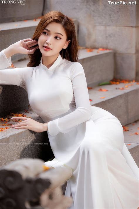 Vietnamese Model - Hong Trang (71 pictures)