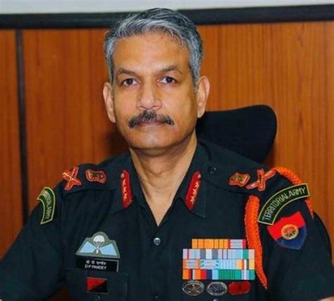 Who is Lt Gen DP Pandey the new commander of Srinagar based Chinar ...