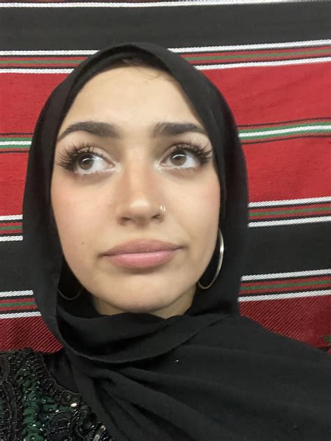 Does anyone know how old Katy Sancheski is : r/dancing