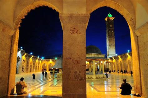 War Has Turned Aleppo Into Debris, Here's How The Once-Beautiful City ...