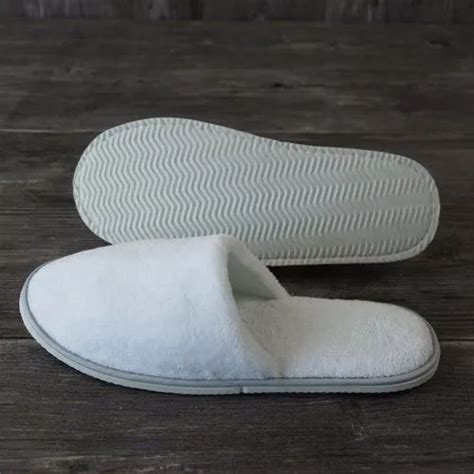 Terry Slippers - White Terry Slipper Manufacturer from New Delhi
