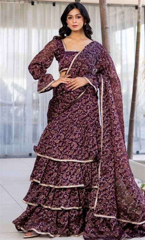 Paisley Ruffle Saree – House Of Jamoti