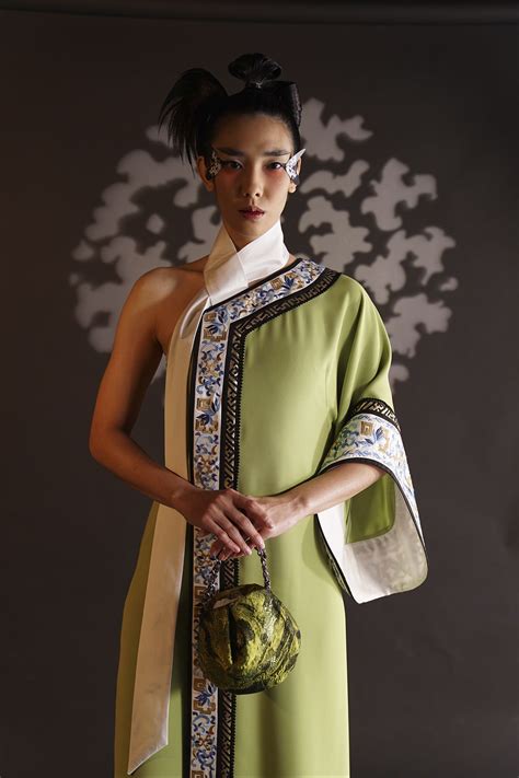 Yao Xiang Wang Xi | Abayas fashion, Fashion illustration dresses, Fashion