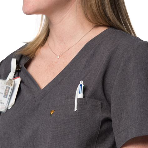 What are Scrubs Made Of? The Best Scrubs Fabric and Materials for ...