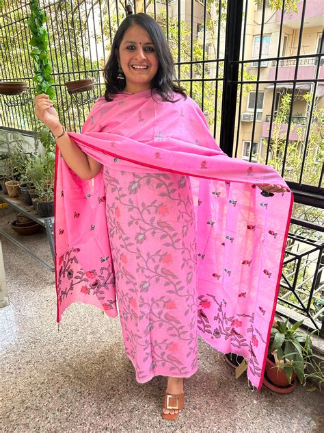 CANDY PINK ALL OVER WOVEN MULL KURTA SET JAK- 7 – Weavekala