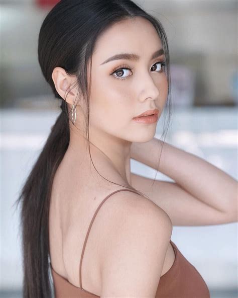 thai makeup