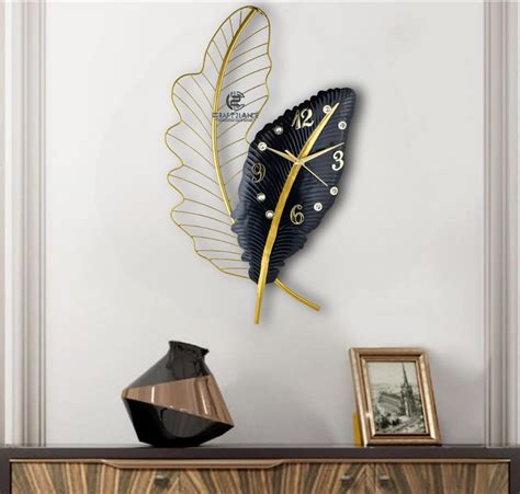 Buy Artisans Alley Metal Analog Wall Clock Decor Art Sculpture | 24 ...