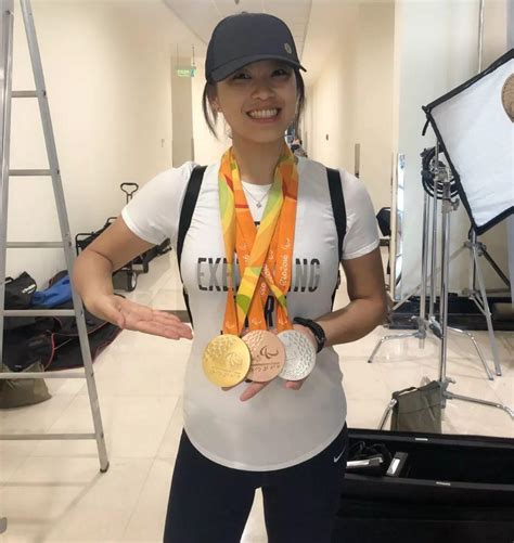 从英国温网到美国哥大，从金融到体育产业，拥有完美履历的她这样说…… - 知乎