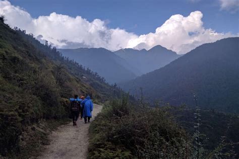 Roopkund Trek 2026: Unravelling The Skeleton Lake Mysteries
