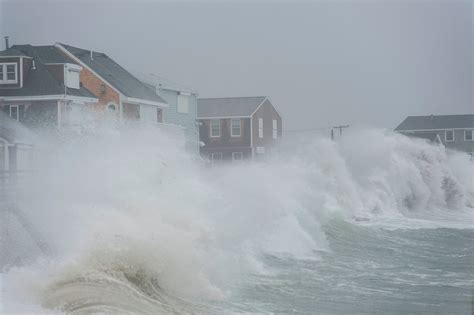 Nor’easter Live Updates: At Least 5 Die as Storm Topples Trees and ...