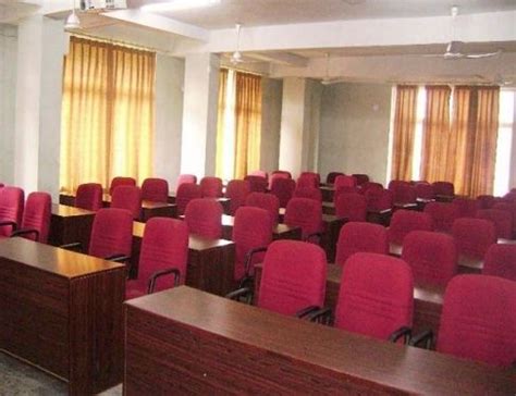 Bhavan's Centre for Communication and Management Fees Structure ...