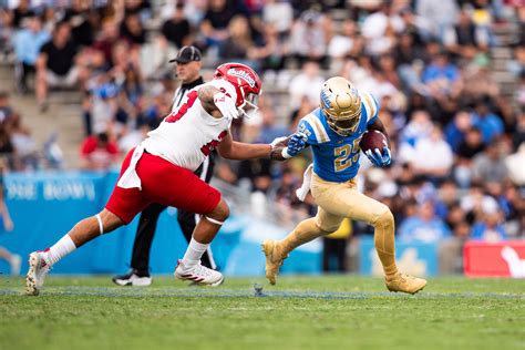 TST Images: UCLA beats Fresno State at Home