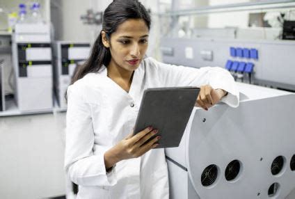 Clinical Lab Tech 的图像结果