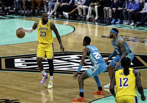 NBC revives "Roundball Rock" for NBA broadcasts - TalkBasket.net