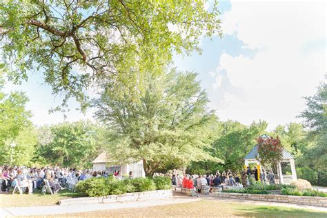 Wedding at Carleen Bright Arboretum | Kaelyn & Jacob - Dawn Elizabeth ...