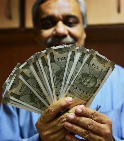 Former RBI Governor Raghuram Rajan Says He Had Warned Govt. About ...