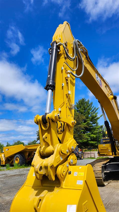 2025 CAT 336 Excavator — Tim McDowell Equipment Ltd.