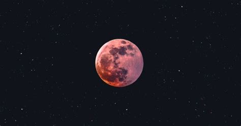 The Strawberry Full Moon Will Take Place On June 24