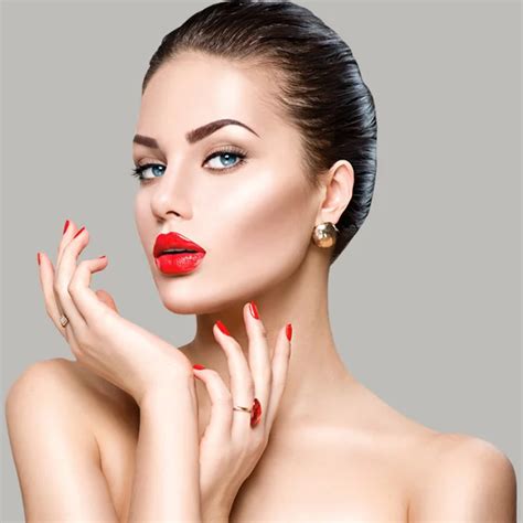 Skin-Lightening IV accomplishes the lighter and glowing skin tone: DNCC