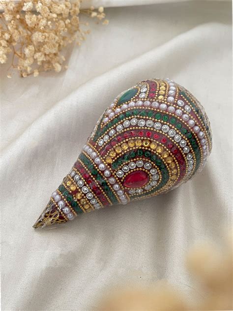 Buy Decorated Mangal Kalash For Puja Online - Ishhaara
