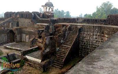 Shirgaon Fort – Historic Coastal Fort near Kelva Beach, Palghar