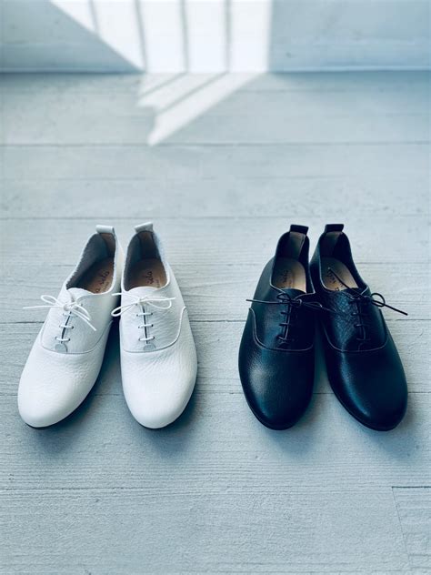 再入荷 ️item436: レザーレースアップバレエシューズ(made in japan) | Stjarna . ilma