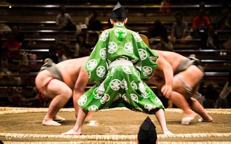 Japan Sumo Wrestling Tour - Yokohama Station | Live Viewing at Pia ...