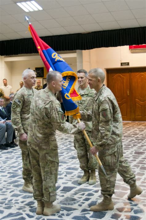 Division takes lead of command in Iraq | Article | The United States Army