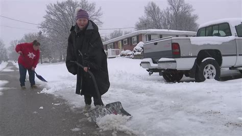 Missouri and Illinois dig out of second snowfall this week | ksdk.com