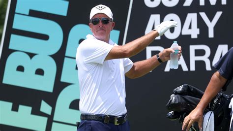 Phil Mickelson spotted with new L.A.B. putter at LIV Golf Jeddah