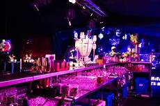 Rock And Roll Modular House by A Spectacular Rock And Roll Themed Mobile Bar For This Rock And Roll Modular House