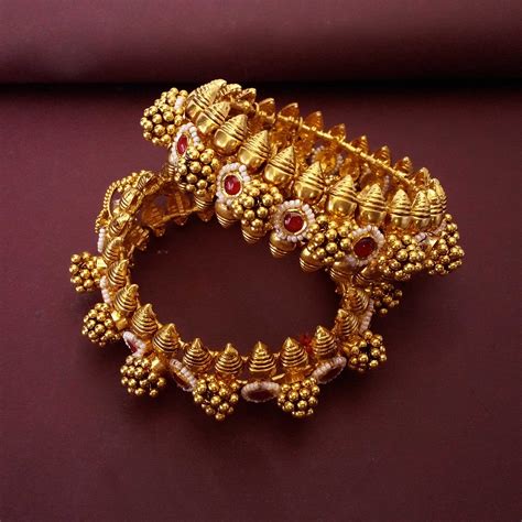 Buy Manya Ruby Kundan Gold Kada 22 KT yellow gold (128 gm). | Online By ...