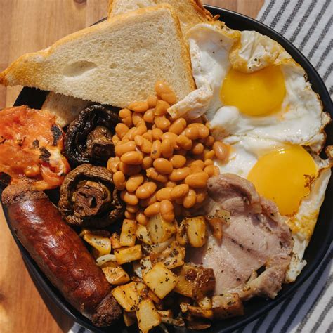 What’s In a Full English Breakfast? Don’t Ask the English - WSJ