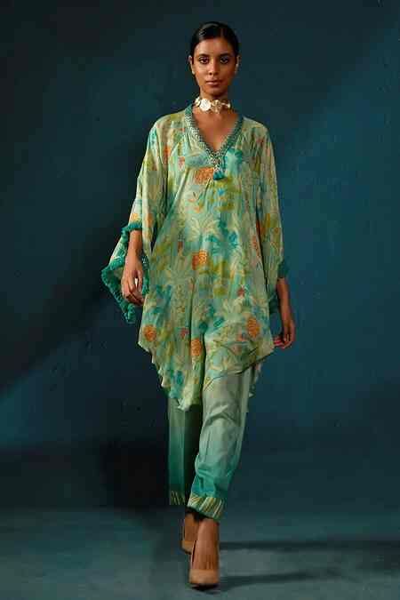 Buy Blue Chiffon Tassels V-neck Shaded Asymmetric Kaftan Kurta And Pant ...