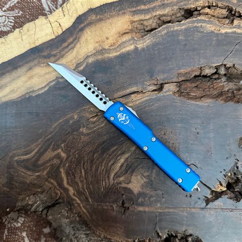 Microtech UTX-70 S/E Warhound Blue Stonewash Standard Signature Series ...