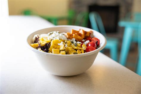 Sunshine Tomato Pizzeria – Norfolk, MA