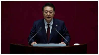 Dior Bag Scandal: Impact on South Korea President Yoon Suk Yeol's ...