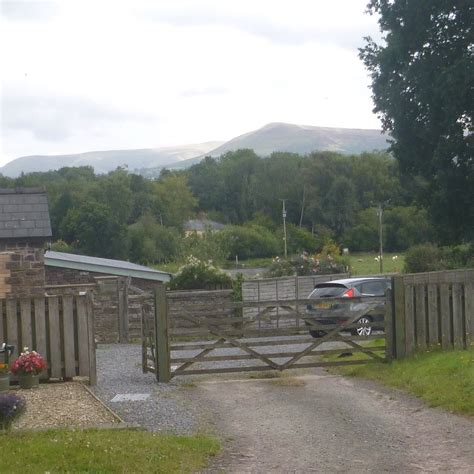 BRYNDERWEN FARM (Brecon, Wales) - B&B Reviews, Photos, Rate Comparison ...