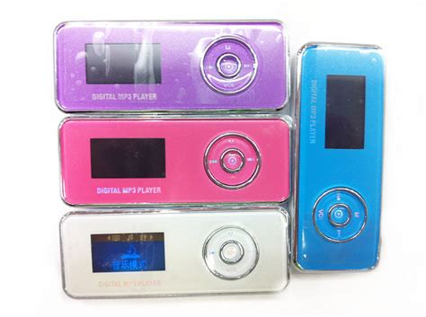 紫光电子 彩色迷你小MP3 SK323 4GB 正品原装 全国联保_高海建