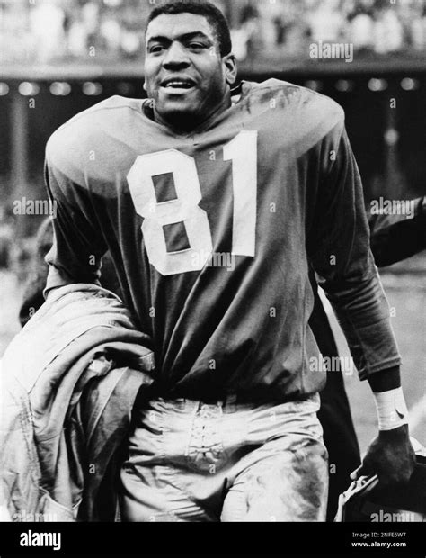Dick "Night Train" Lane of the Detroit Lions, leaves the field at ...