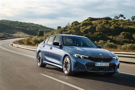 Novo BMW 330e ganha atualizações estéticas, funcionais e já está à ...