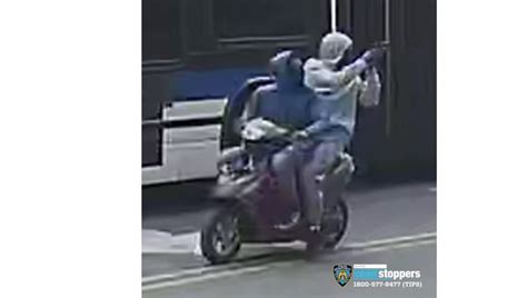 Moped-riding gunman shoots elderly bystander in the Bronx | FOX 5 New York