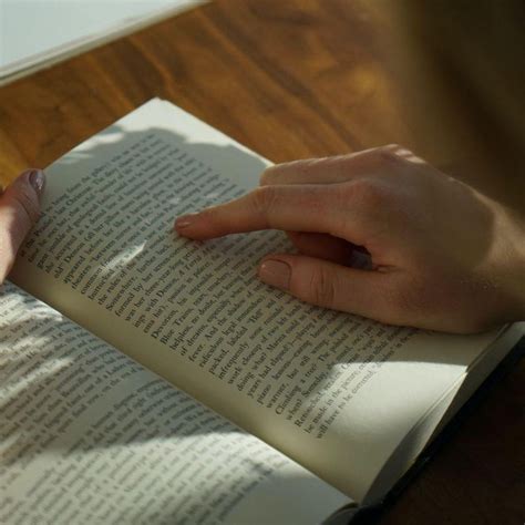 How to Speed Read and Remember Everything - Iris Reading