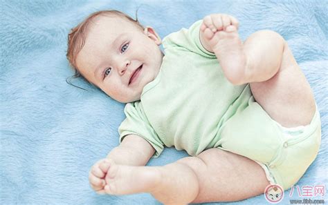 三个月的宝宝有哪些表现 三个月宝宝会什么本领 _八宝网