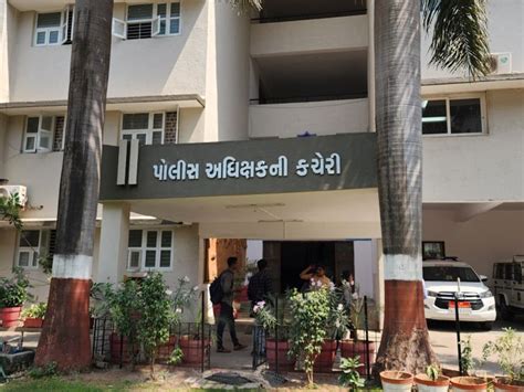 Police raid on house owner who rented house in Navsari, case filed ...