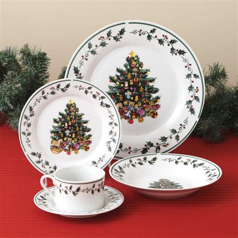 Christmas Holidays Tree Trimmings Holly 20 Piece Porcelain Dinnerware ...