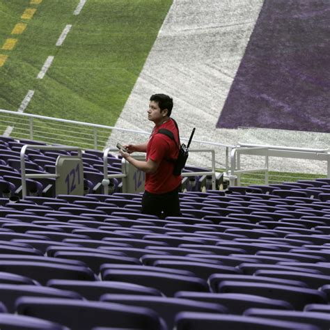 Inside Verizon's Super Bowl network prep | RCR Wireless News